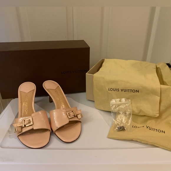 Authentic Louis Vuitton Patent Leather Mule Slide Heels with Box and Dust Bags - Picture 1 of 12